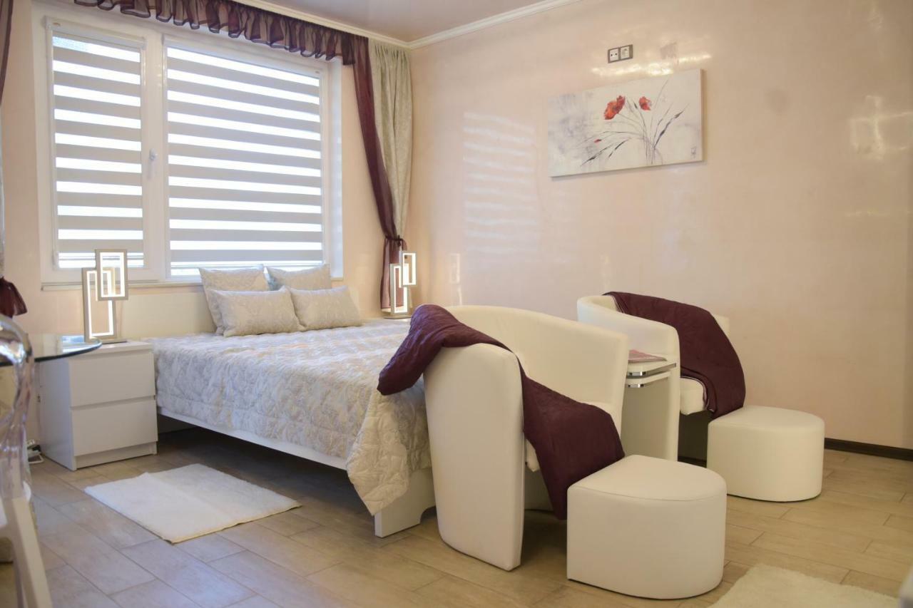 Derelli Deluxe And Derelli Adorable Apartments Σόφια Εξωτερικό φωτογραφία